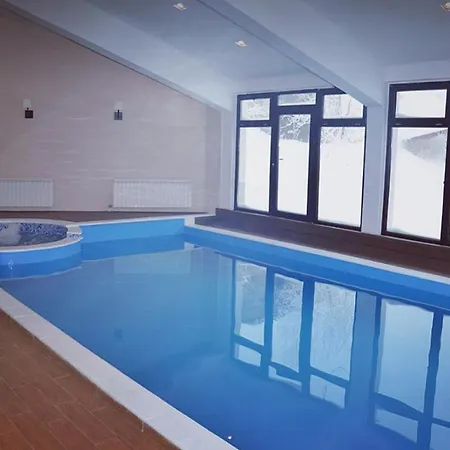 Sky View, Zupa Wellness & U Centru Kopaonika * קופאוניק